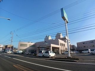 近くの阪本病院さんまで800m（徒歩10分）