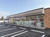 近くのセブンイレブン尾道高須バイパスまで750m（徒歩10分）