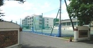 近くの旭川市立光陽中学校まで850m（徒歩11分）