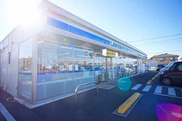 近くのローソンまで84m(徒歩2分)