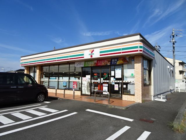 近くのセブンイレブン 細江南店まで450m(徒歩6分)