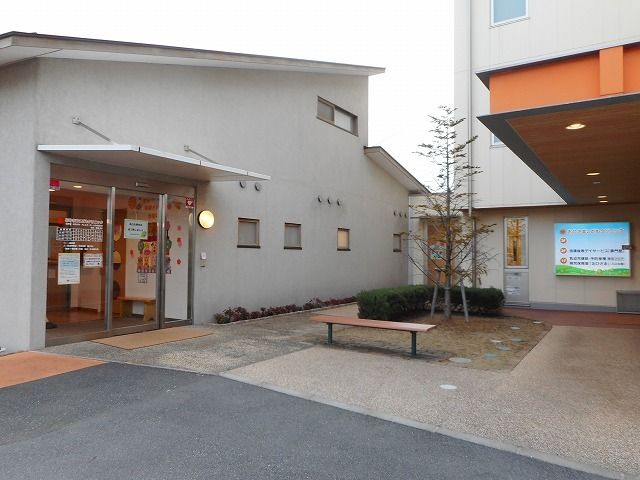 近くのおひさまこどもクリニックまで300m（徒歩4分）