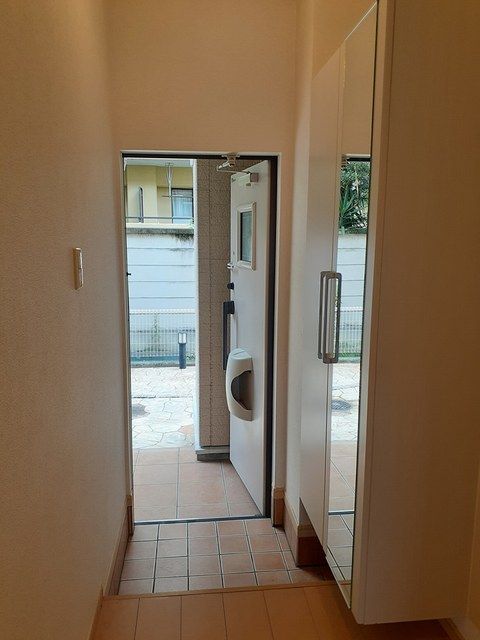 玄関