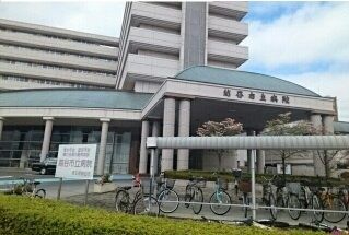 近くの越谷市立病院まで1,400m（徒歩18分）