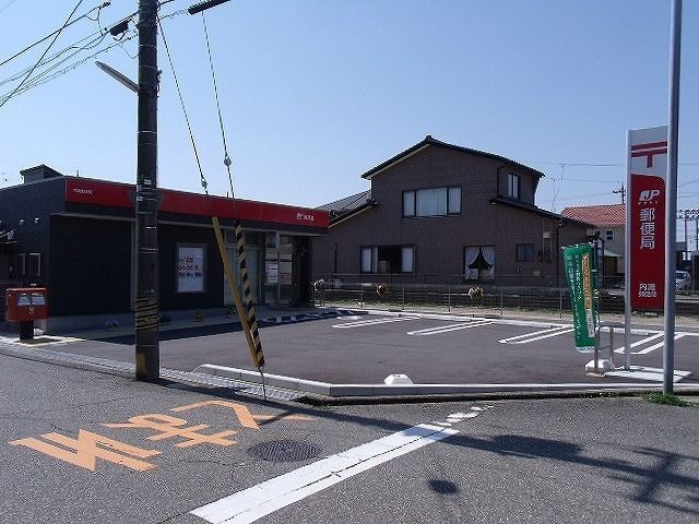 近くの内灘郵便局まで600m（徒歩8分）