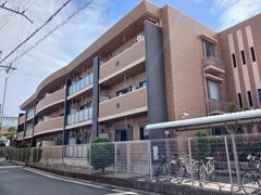 ジンの外観画像
