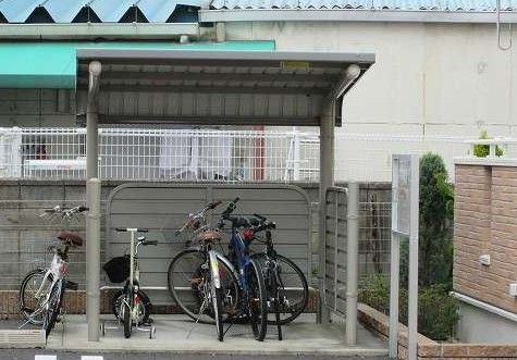 駐輪場が至近