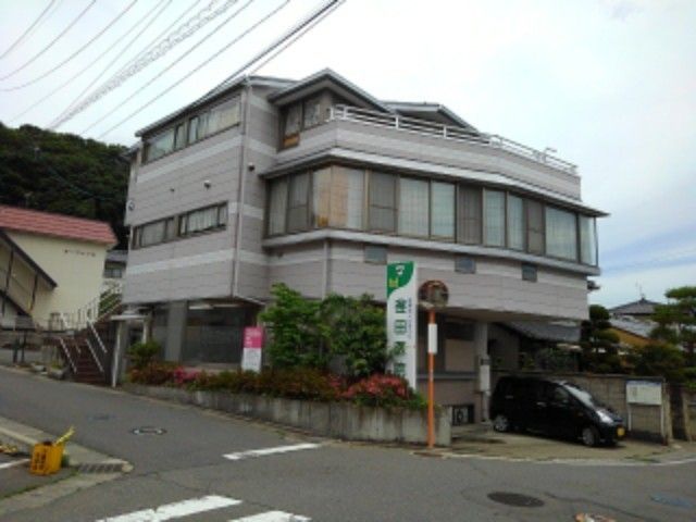 近くの病院まで700m（徒歩9分）