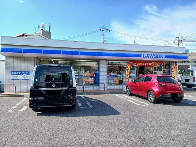 近くのローソン福山西深津店まで650m（徒歩9分）