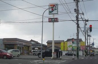 近くのセブンイレブン新潟幸栄店まで230m(徒歩3分)