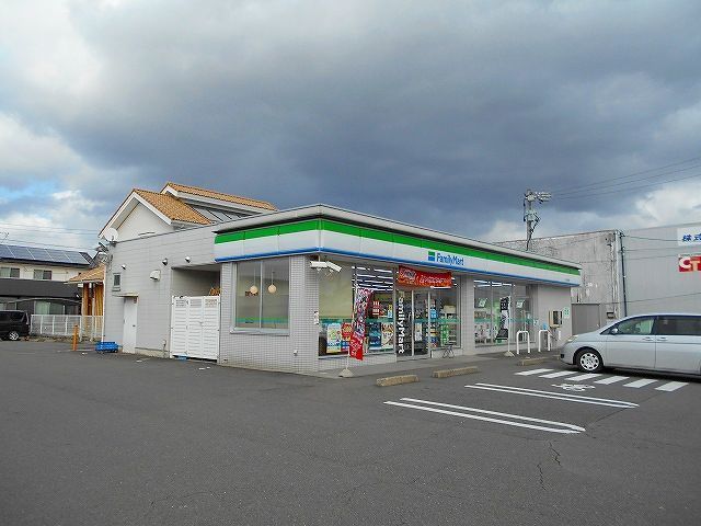 近くのファミリーマート北方加茂店まで550m(徒歩7分)