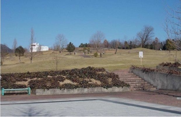 近くのグリーンヒルズ様まで900m（徒歩12分）