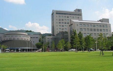 近くの安田女子大学まで1,600m(徒歩20分)