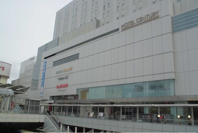 近くの相模大野ステーションスクエアまで2,100m（徒歩27分）