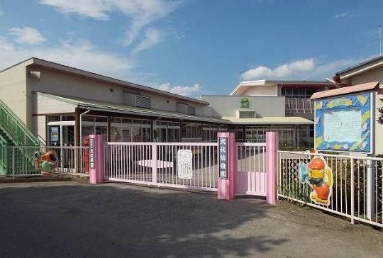 近くの犬伏幼稚園まで900m（徒歩12分）