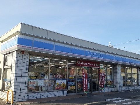 近くのローソン富山奥田町店まで200m（徒歩3分）