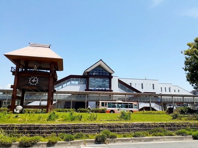 近くのＪＲ土山駅まで900m（徒歩12分）