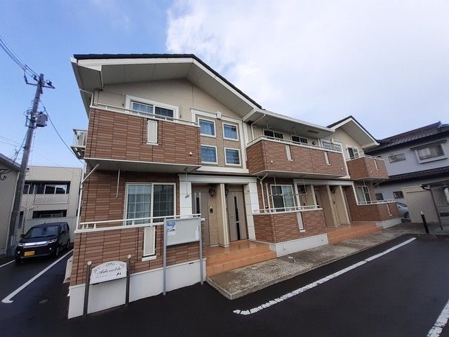 アドラブールの外観画像