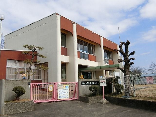 近くの西保育園まで900m（徒歩12分）