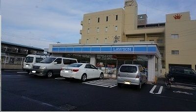 近くのローソン木太町店さんまで750m（徒歩10分）