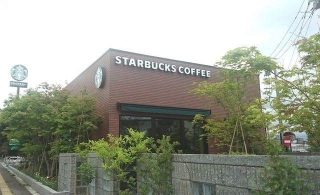 近くのスターバックスコーヒー東光店まで750m（徒歩10分）