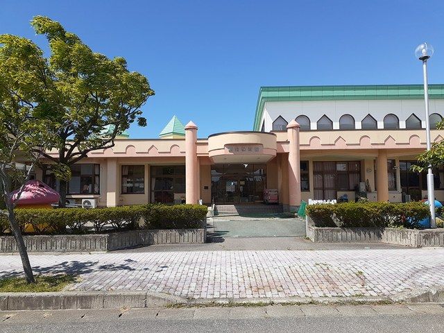 近くの藤島くりくり保育園まで694m(徒歩9分)