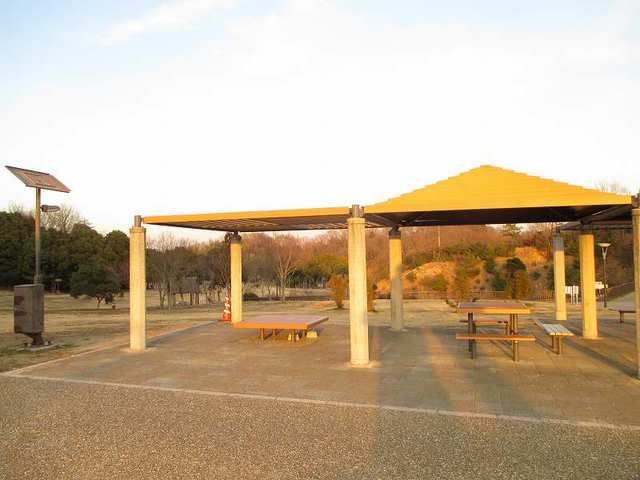 近くの公園まで450m（徒歩6分）