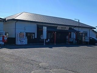 近くの佐野市駅まで1,400m(徒歩18分)