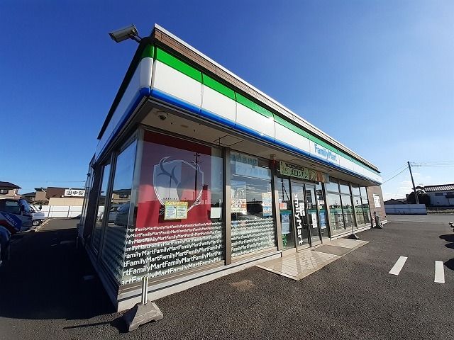 近くのファミリーマート 神栖息栖店まで1,600m（徒歩20分）