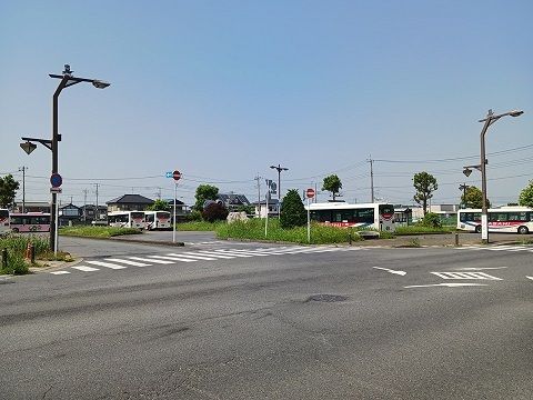 近くのバスターミナルまで550m（徒歩7分）