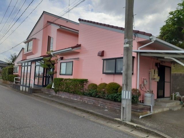 近くの滝沢医院まで300m（徒歩4分）