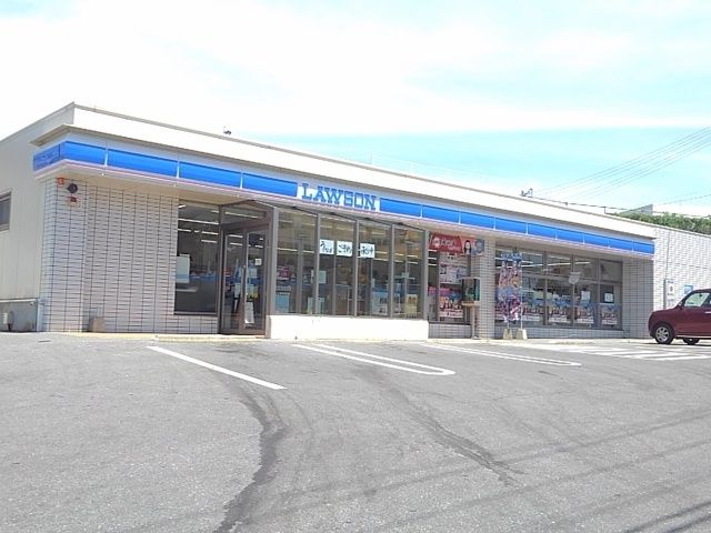 近くのローソン読谷長浜店まで350m(徒歩5分)