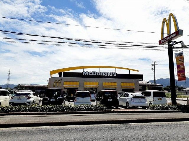 近くのマクドナルド洲本インター店まで1,800m(徒歩23分)