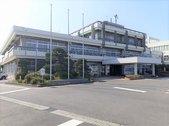 近くの鹿嶋市役所まで2,600m（徒歩33分）