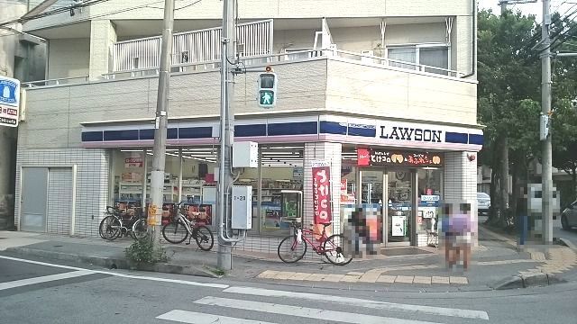 近くのローソン那覇前島一丁目店まで60m（徒歩1分）