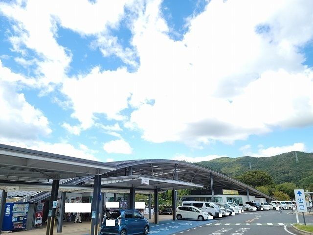 近くの道の駅ソレーネ周南まで2,600m（徒歩33分）