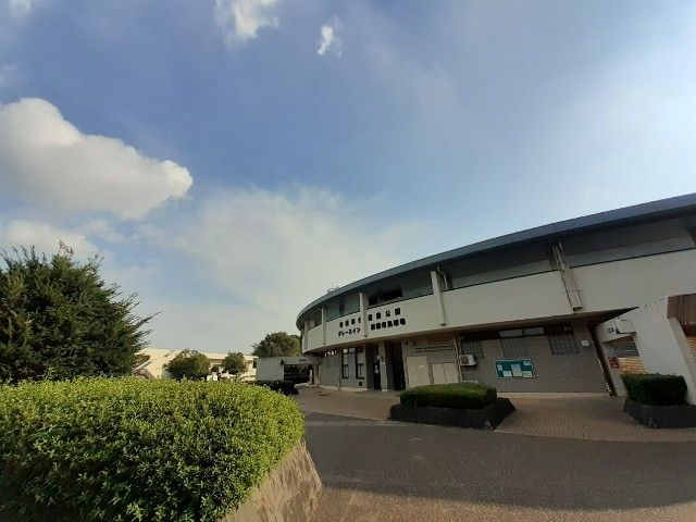 近くの公園まで650m（徒歩9分）