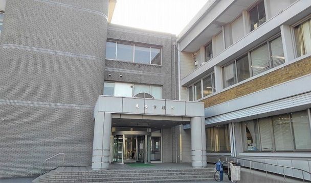 近くの東金市役所まで2,100m（徒歩27分）