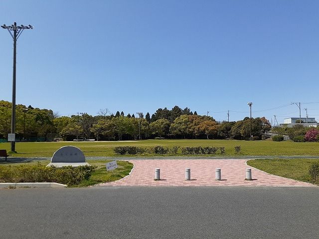 近くの有玉緑地まで750m(徒歩10分)