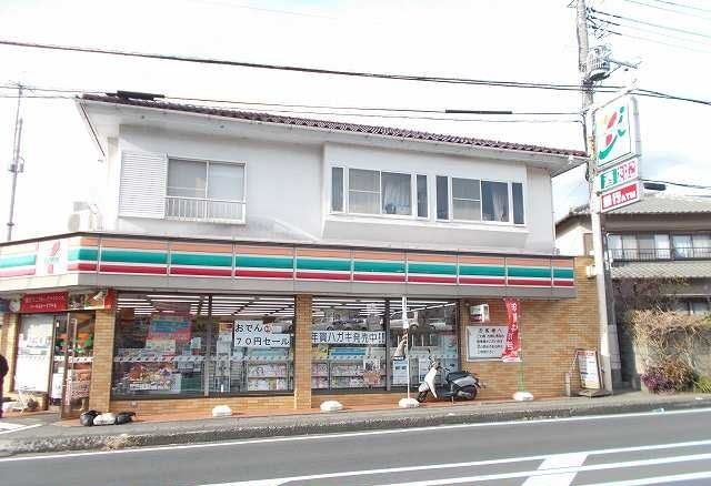 近くのセブンイレブン函南平井店まで500m(徒歩7分)