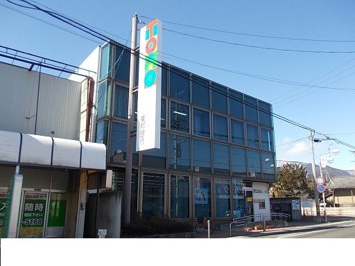 近くの東邦銀行桑折支店まで800m（徒歩10分）