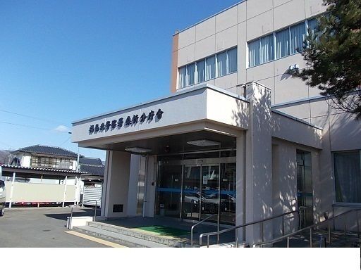 近くの福島北警察署桑折分庁舎まで300m（徒歩4分）