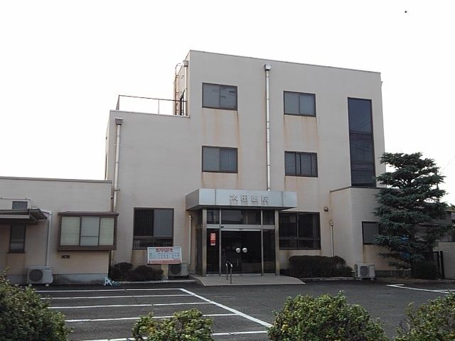 近くの病院まで950m（徒歩12分）