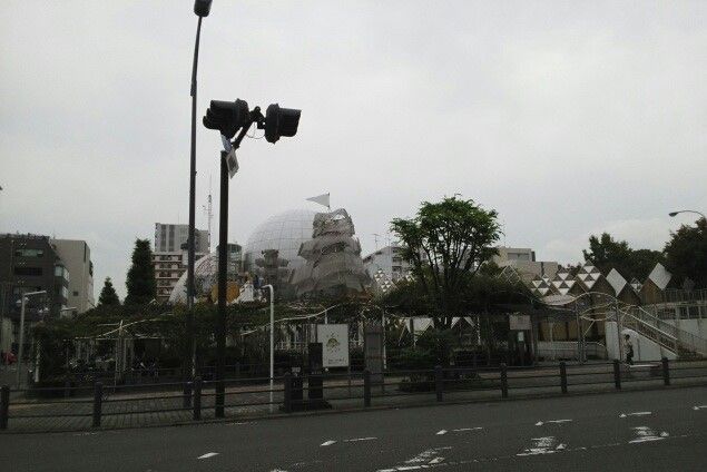 近くの文化センターまで1,000m(徒歩13分)