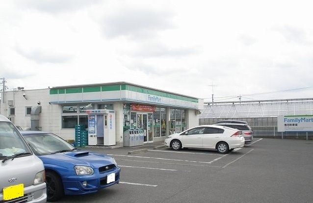 近くのコンビニまで350m（徒歩5分）