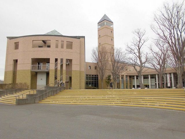 近くの守谷市役所まで3,540m（徒歩45分）