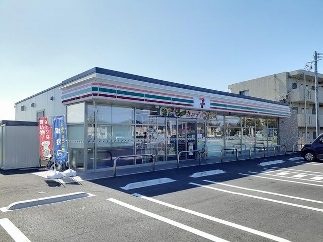 近くのセブンイレブン 中津大塚店まで600m（徒歩8分）