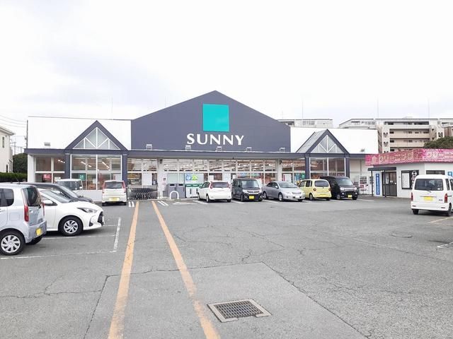 近くのサニー原町店まで650m（徒歩9分）
