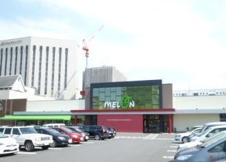 近くのサンライフ メロンまで700m(徒歩9分)