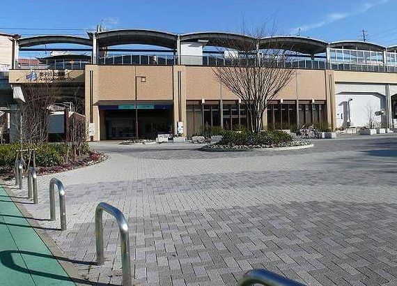 近くの荒子川公園駅まで600m（徒歩8分）